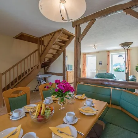 Haus Engel 아파트 *