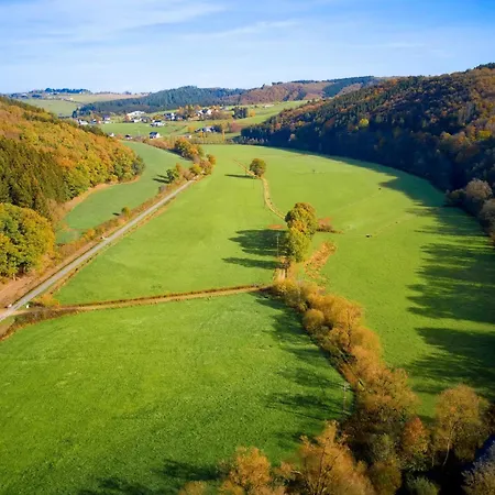 Haus Engel * Burg Reuland